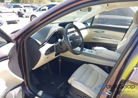 2023 Genesis Gv70 2.5T Awd z USA, uszkodzony, nr VIN KMUMADTBXPU095606